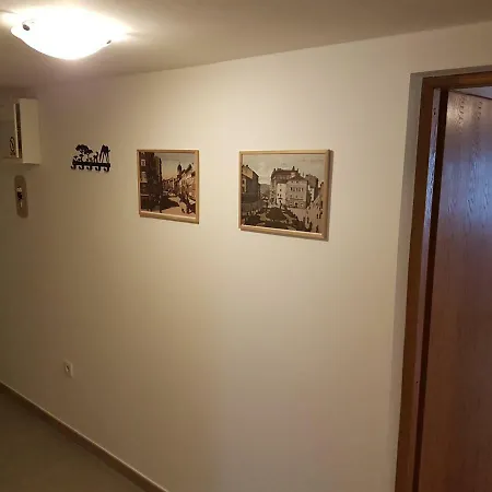 Korina In City Center Apartment